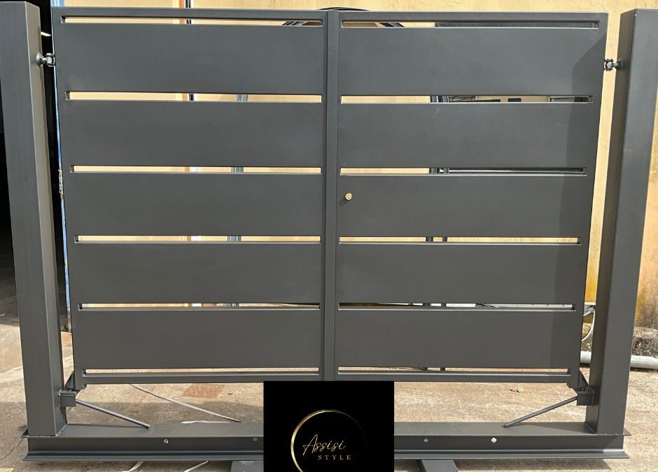 Un cancello a doghe per privacy con stile