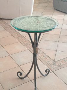 Tavolino artigianale in ferro da esterno
