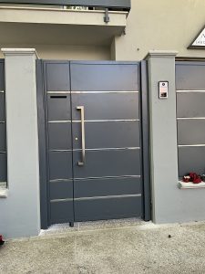 Cancello pedonale in ferro e acciaio inox