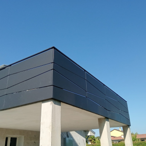 Balaustra in ferro a doghe inclinate