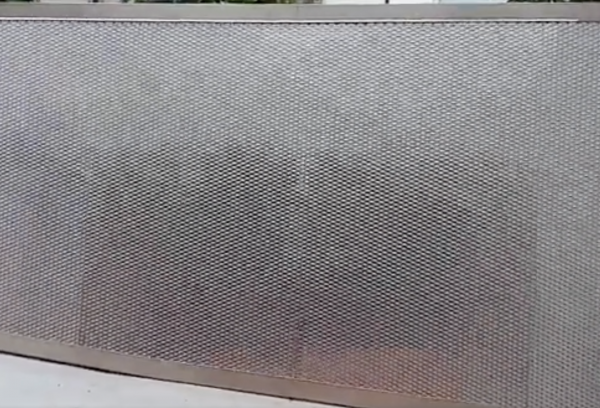 Reti in alluminio con scossaline per coperture o divisori - immagine 3