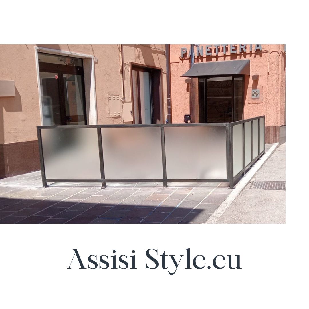 Recinzione quadrata in ferro vetro assisi style.eu