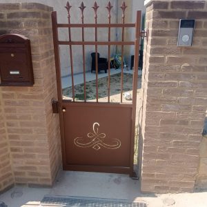 Cancellino pedonale in ferro color Ruggine Assisi Style.eu